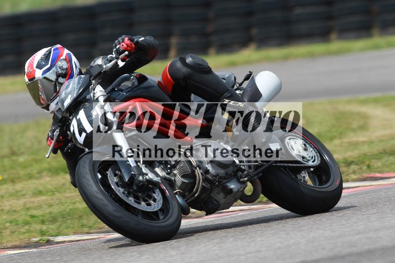 Archiv-2022/13 25.04.2022 Plüss Moto Sport ADR/Freies Fahren/21